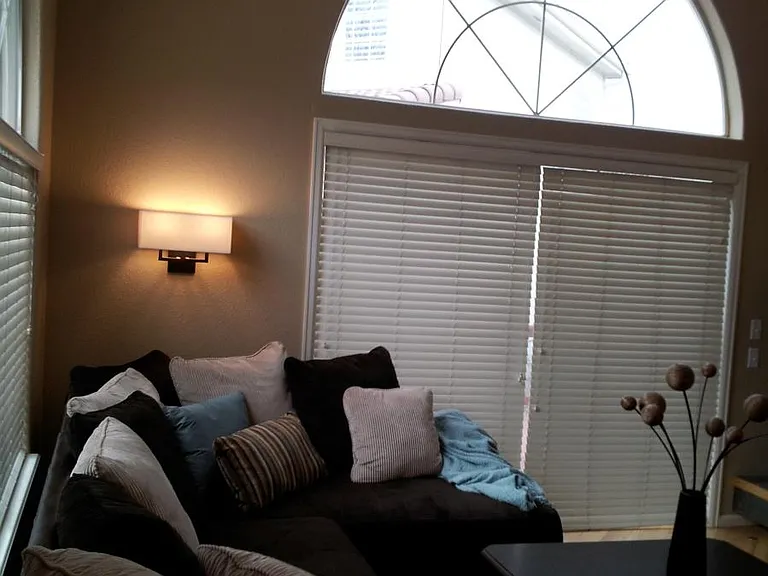 1533 Laurenwood Way — Photo 8