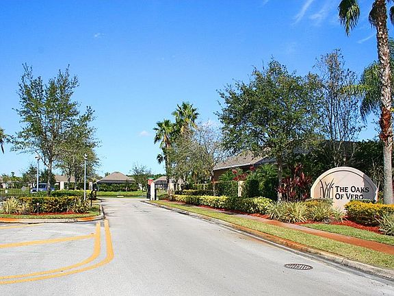 2nd image of 1333 Scarlet Oak Cir