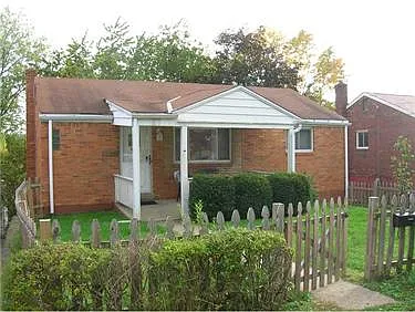 1425 Harris Ave photo 1