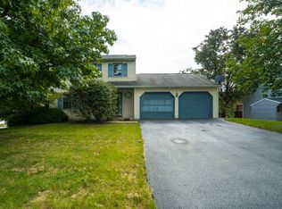 27 Terrace Ave, Denver, PA 17578