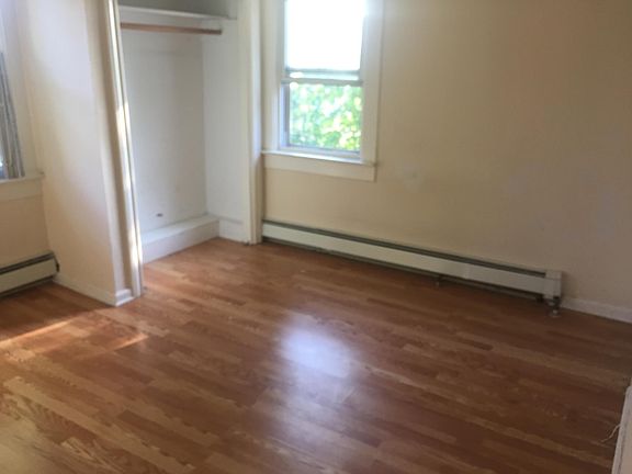5th image of 44 Urban St