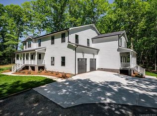 5919 Hemby Rd, Matthews, NC 28104