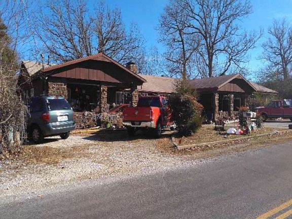 2nd image of 14854 Dutchmans Dr
