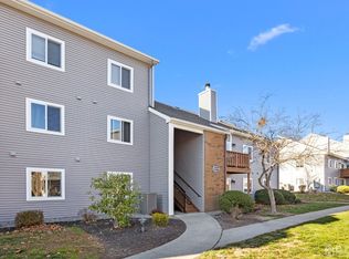 7520 Tamarron Dr, Plainsboro, NJ 08536