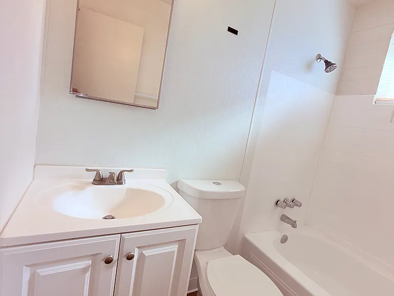 CATALINA VISTA APARTMENTS — Photo 49