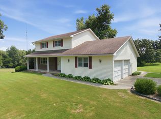 10500 E Walnut Dr, Centralia, MO 65240