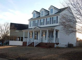 105 Haywood Ln, Clayton, NC 27520