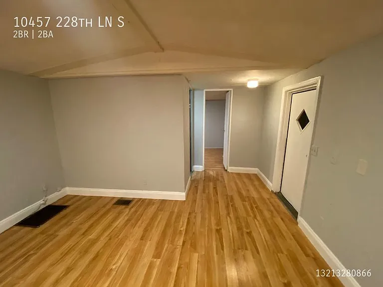 10457 S 228th Ln — Photo 6