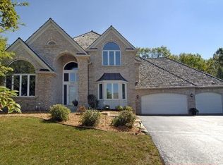 7337 Bush Lake Dr, Bloomington, MN 55438