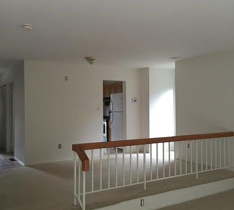 3rd image of 2914 Cambridge Dr