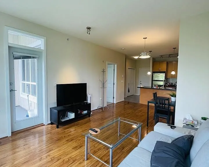 3551 Foster Ave — Photo 5
