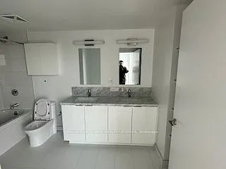 238 Simcoe St #3209 — Photo 6
