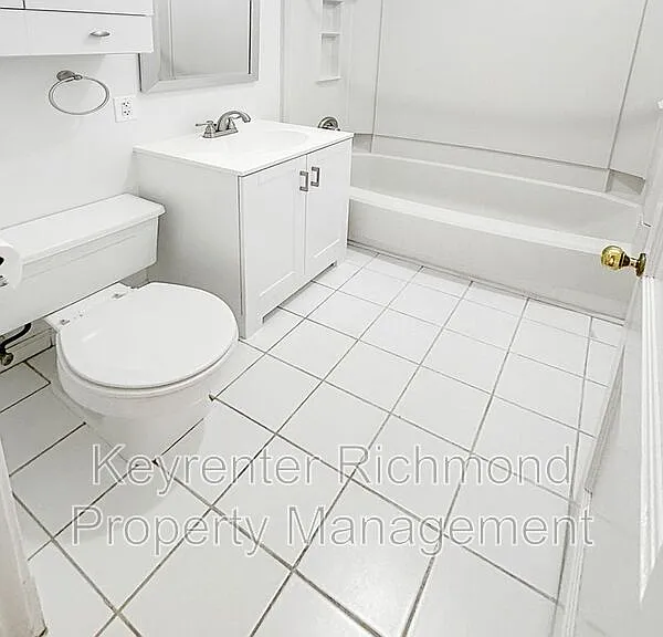 210 N Stafford Ave #27 — Photo 3