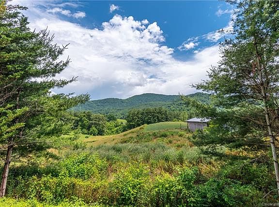 2nd image of 308 Browntown Rd