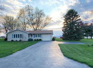2080 S 625 W, Topeka, IN 46571