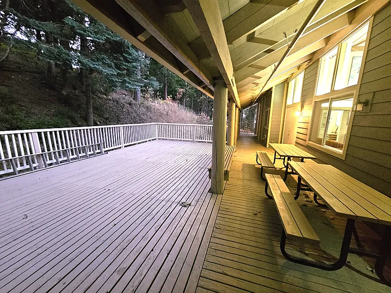 303 Canyon Crest Ln — Photo 17