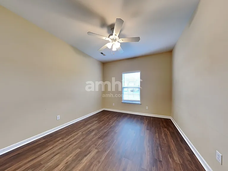 7745 Fayetteville Rd — Photo 13