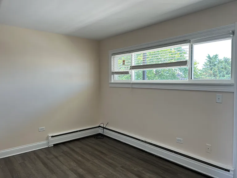 3956 N Oconto Ave #4 — Photo 3
