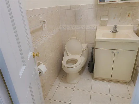 Rented by Virtual Real Estate | media 20