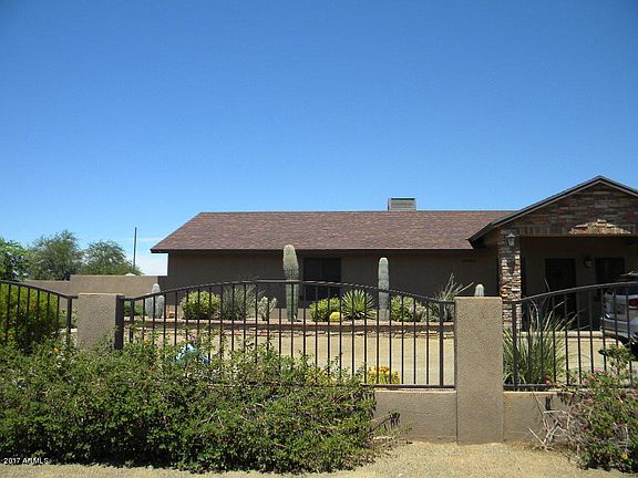 4th image of 10902 E Sunland Ave