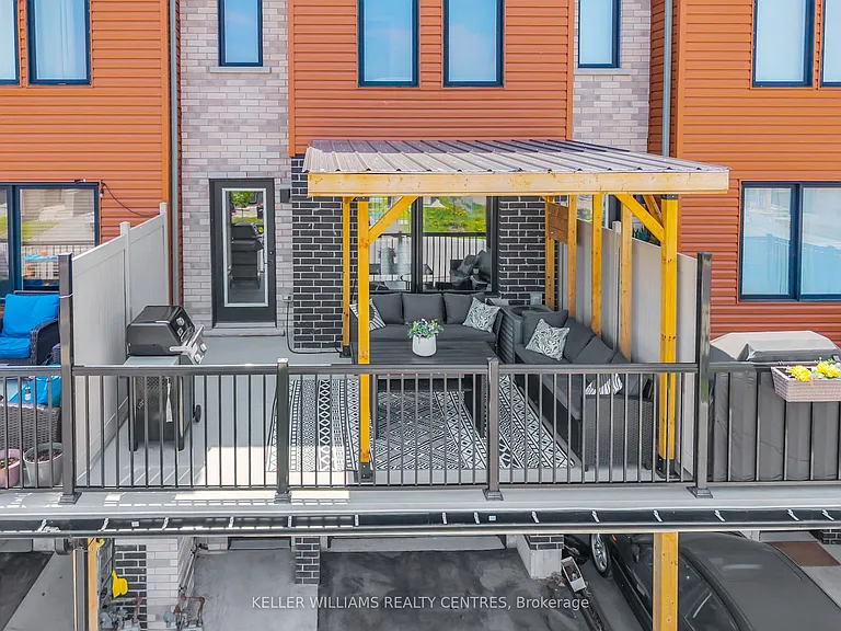 43 Fairlane Ave — Photo 15