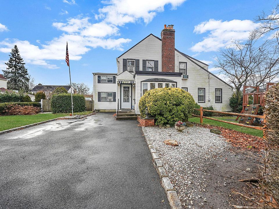 1st image of 22 Salisbury Avenue