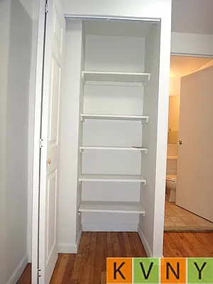 Rented by KVNY Soho | media 6