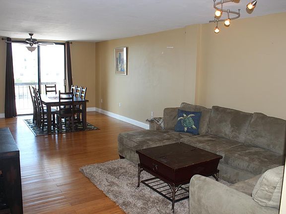 2nd image of 8100 Byron Ave APT 501