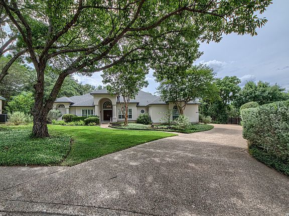 2nd image of 3903 HEIGHTS HILL DR