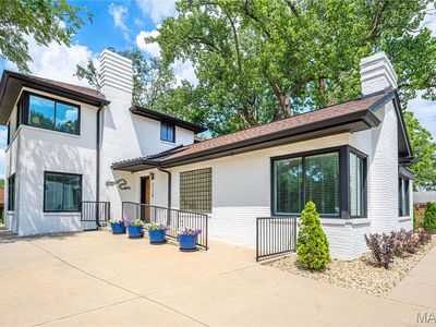 1118 S Laclede Station Rd, Saint Louis, MO, 63119