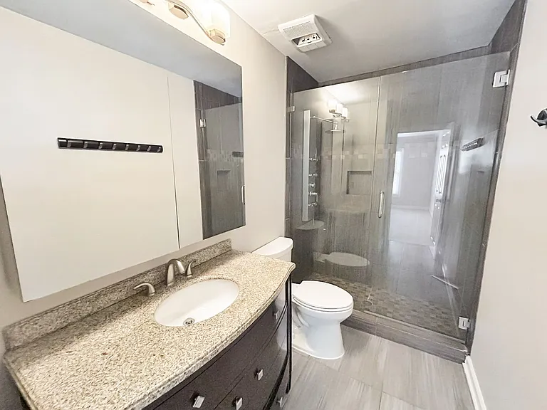 7500 Roswell Rd #11 — Photo 20