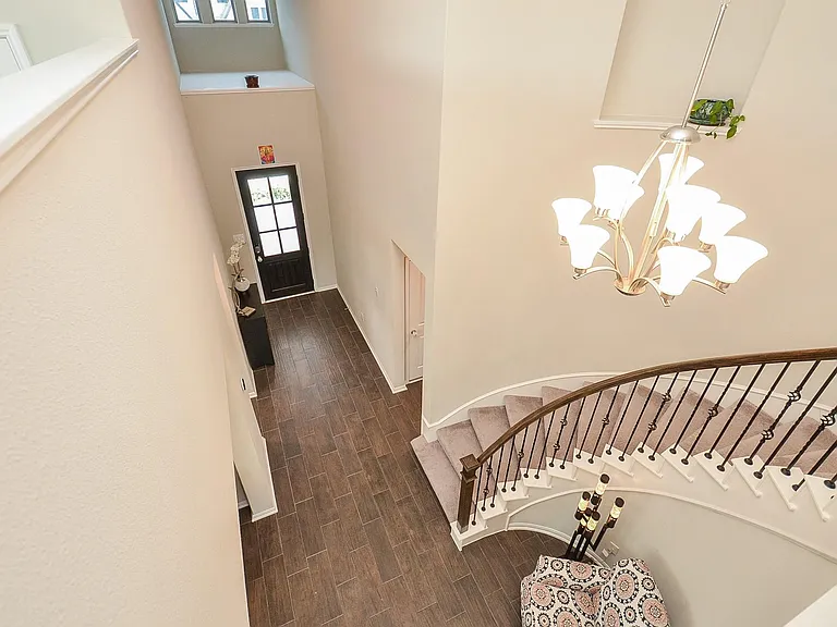 3035 Dragonlet Ln — Photo 11