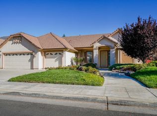105 W Athens Ave, Clovis, CA 93611