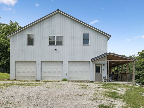 3rd image of 13 Grisham Hollow Ln