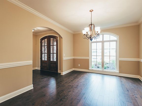 4th image of 106 Higginson Pl N Lot 106