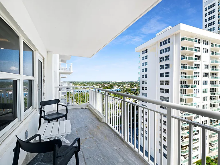 3850 Galt Ocean Dr #1109 — Photo 24