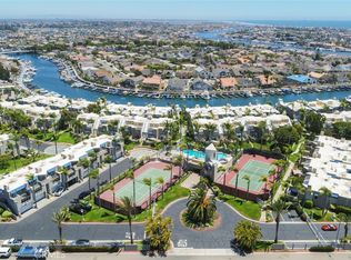 16102 Fame Cir, Huntington Beach, CA 92649