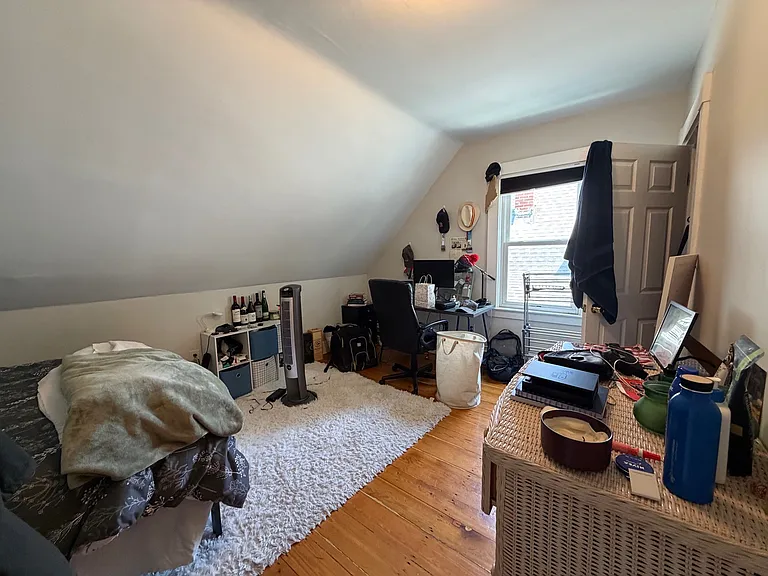 9 Concord Ave — Photo 10