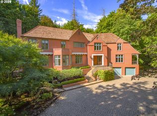 3223 SW Scholls Ferry Ct, Portland, OR 97221