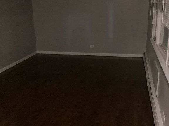5th image of 7427 S Yates Blvd