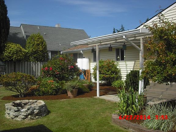 5th image of 19917 18th Ave NW