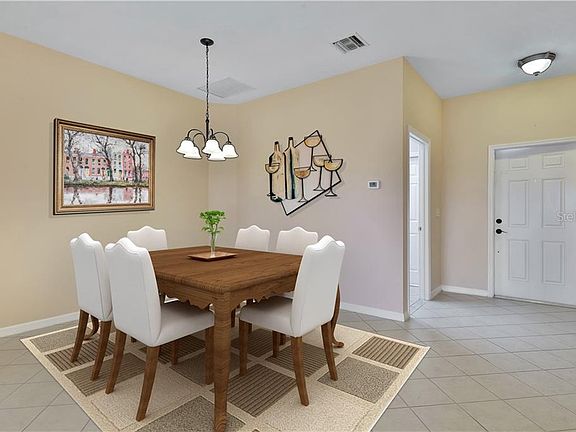 4th image of 35111 Meadow Reach Dr