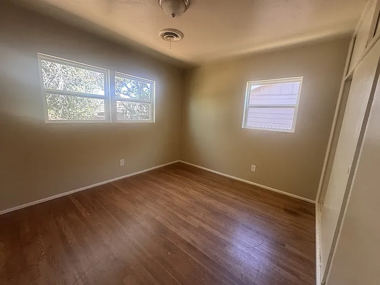2917 S Woodland St — Photo 3