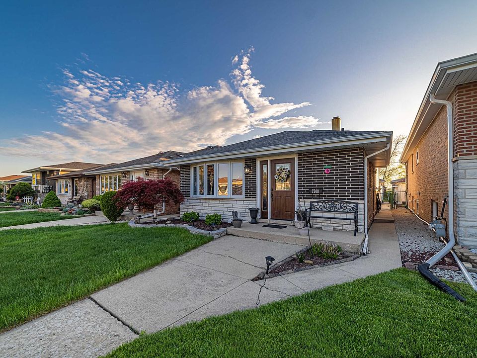 1st image of 7508 Lorel Ave
