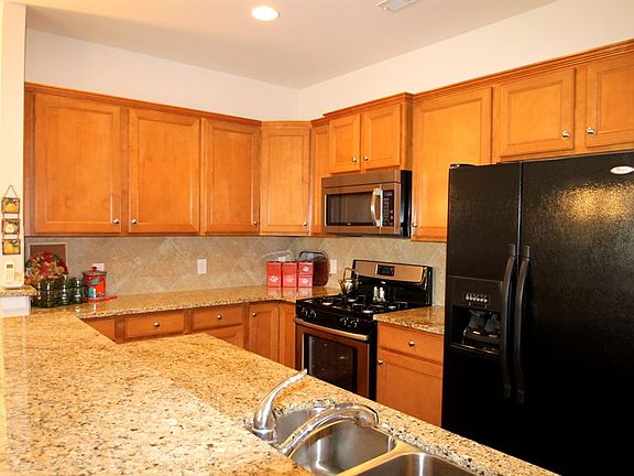 4th image of 9023 Smokey Hill Ln