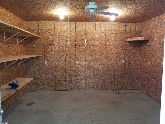 5th image of 521 Church Hill Dr