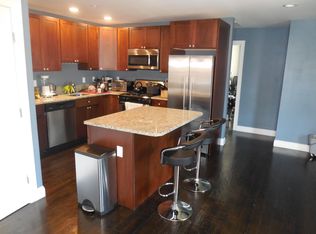 386 Atwells Ave, Providence, RI 02909