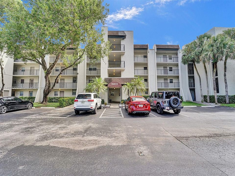 1st image of 9420 Poinciana Pl APT 212