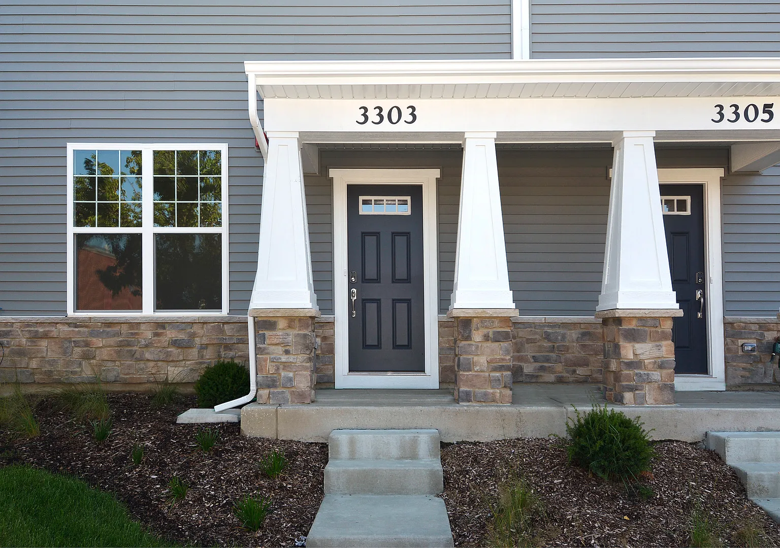 3 bed, 2.5 bath, 2120 sqft, $3,400 — Photo 2