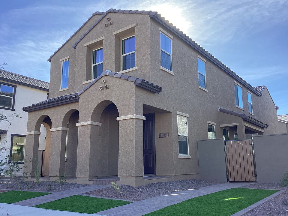 21.14 Spanish Exterior